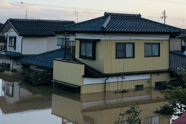 大雨などによる浸水被害 etc.