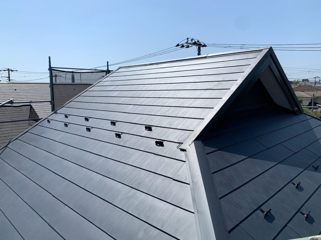 屋根の完成の様子