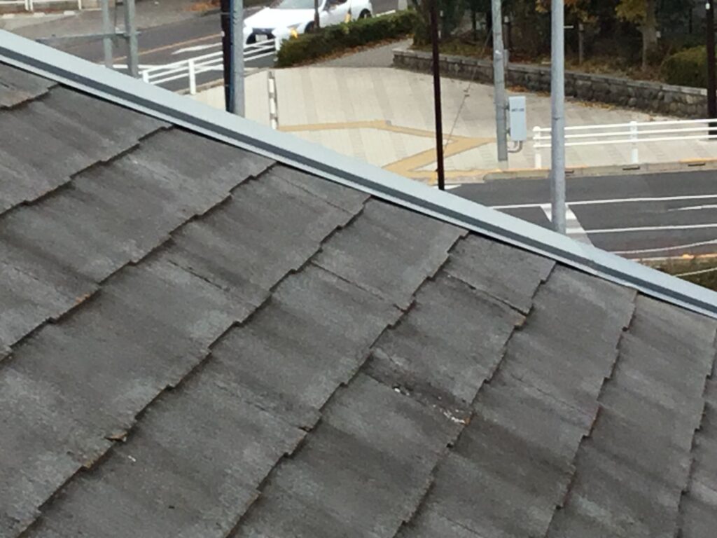 屋根の劣化している様子