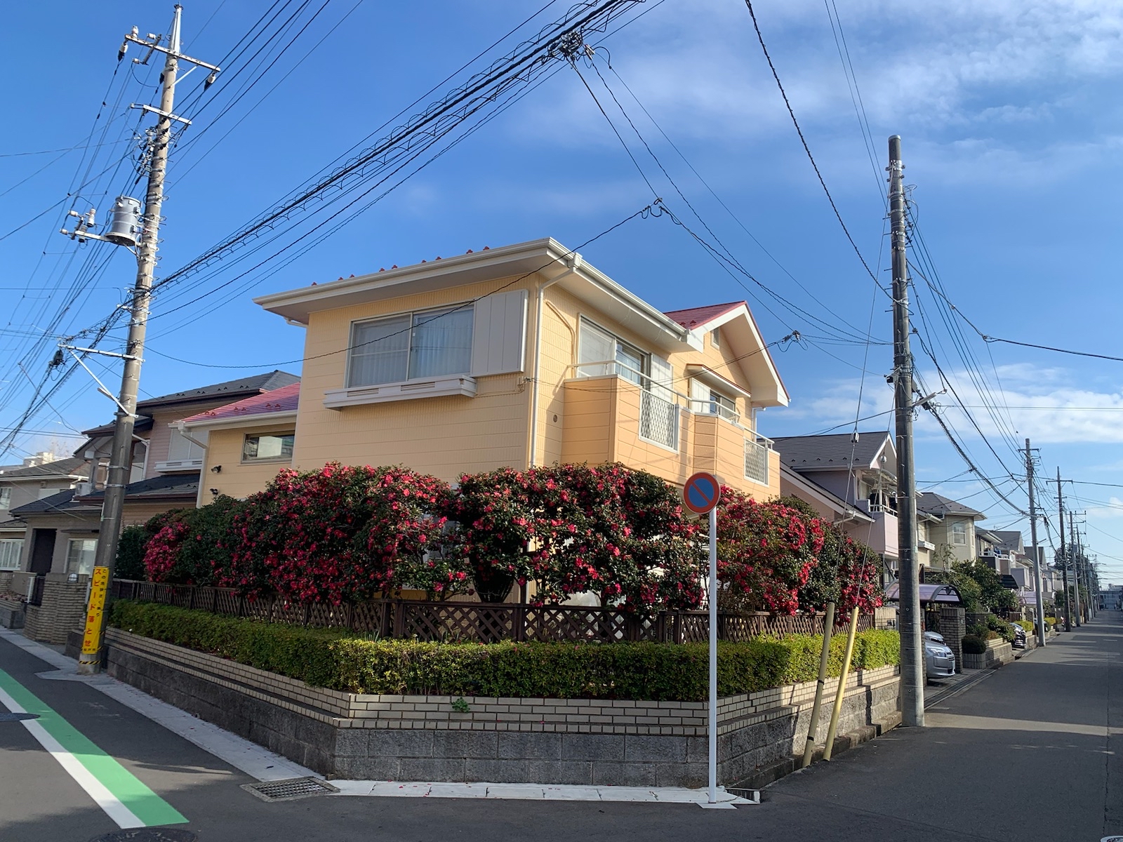 外壁・屋根塗装後の建物