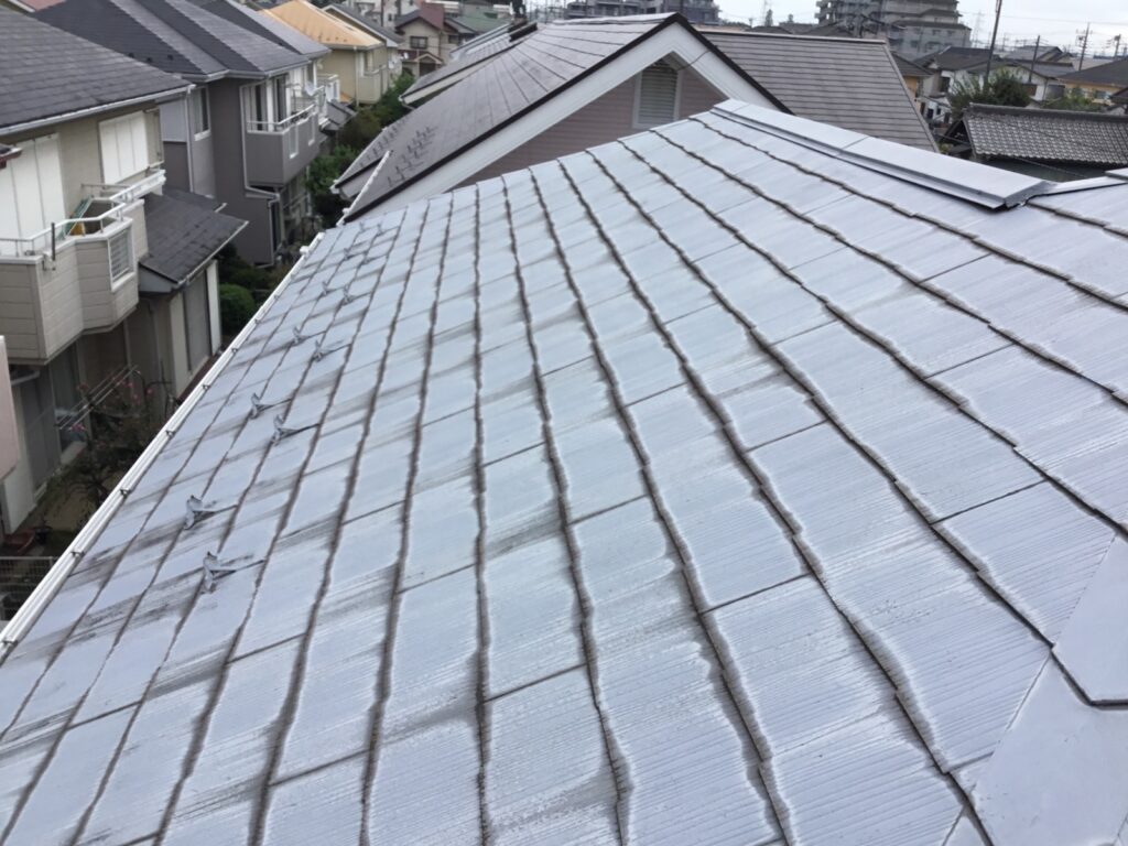 塗装前のコロニアル屋根