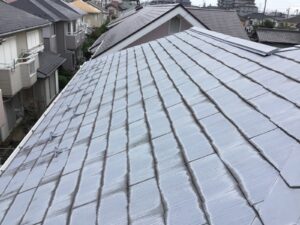 塗装前のコロニアル屋根