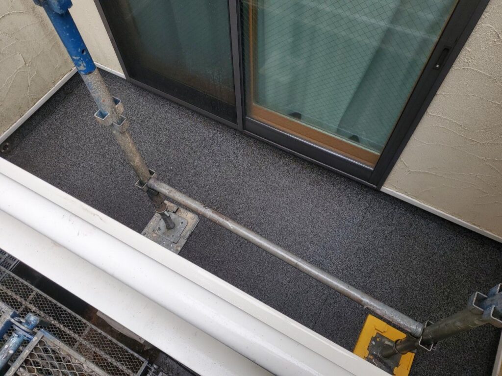 ベランダの高圧洗浄