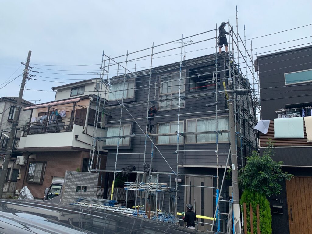 足場の設置