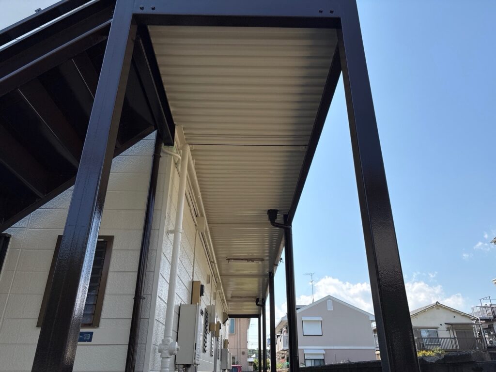 塗装で仕上げた共用部