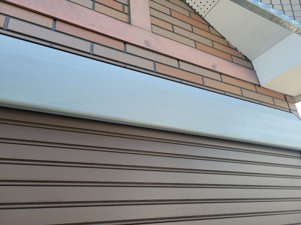 錆止め塗布／施工中