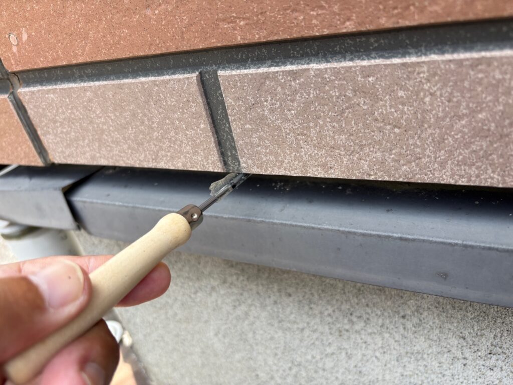 外壁の様子／施工前／外壁通気構法